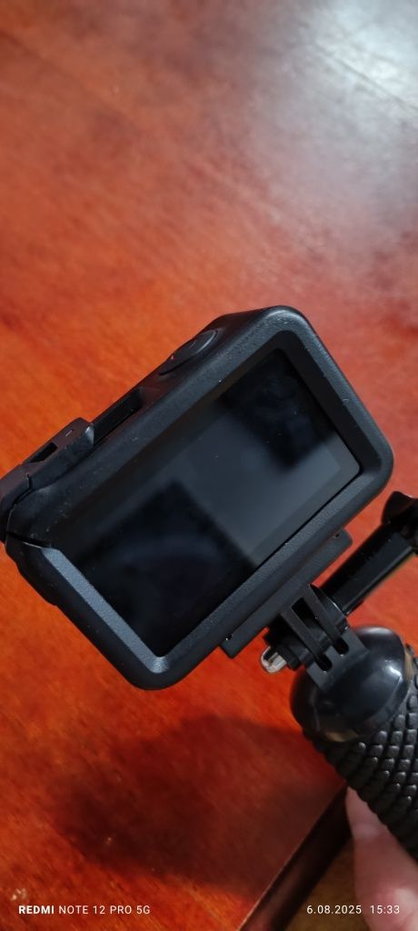 DJI Osmo Action 4, dodatkowa bateria, akcesoria.