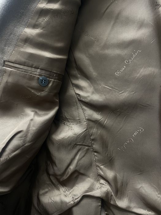 Продаю піджак Pierre Cardin