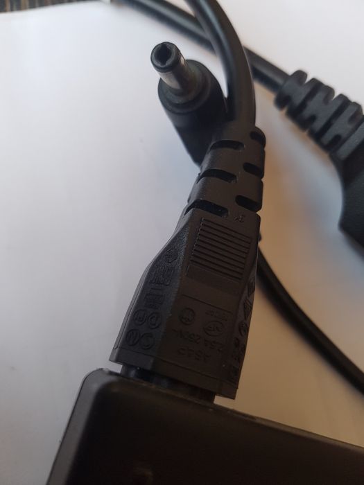 19В 4.7А Блок живлення до ноутбука Acer Асер A10-090P3A