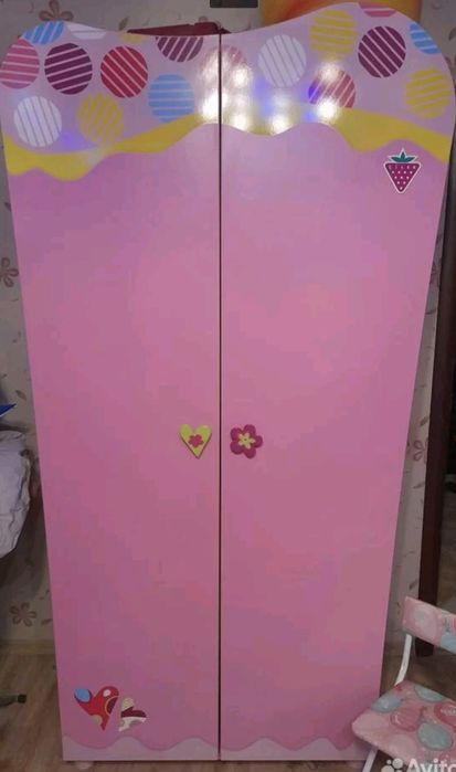 Дитяча кімната для дівчинки