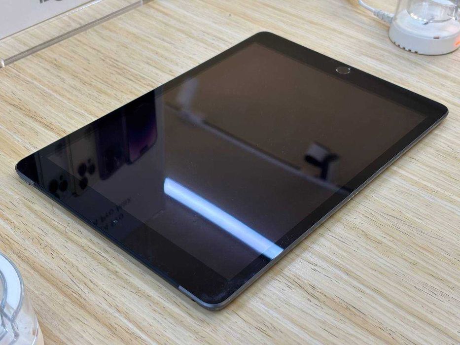/8328/ б.в. iPad 8 10.2 2020 4G 32GB Space Gray  Обмін Гарантія