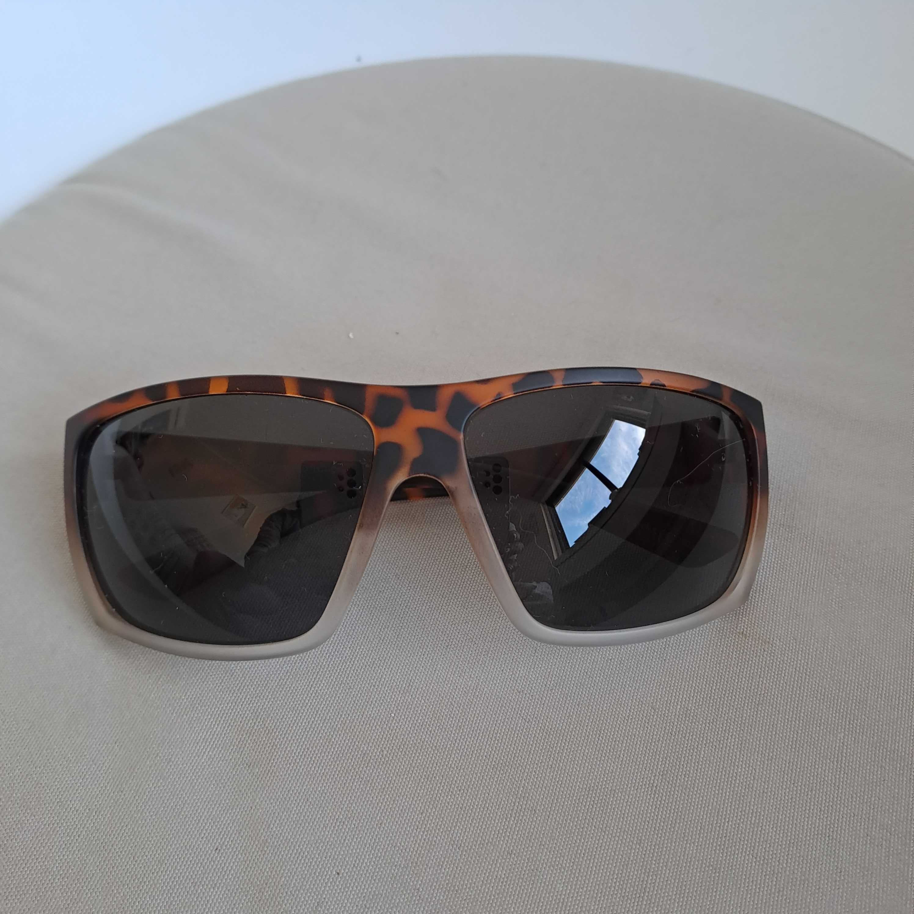 Óculos de Sol Castanhos Novos - Dot Dash!
