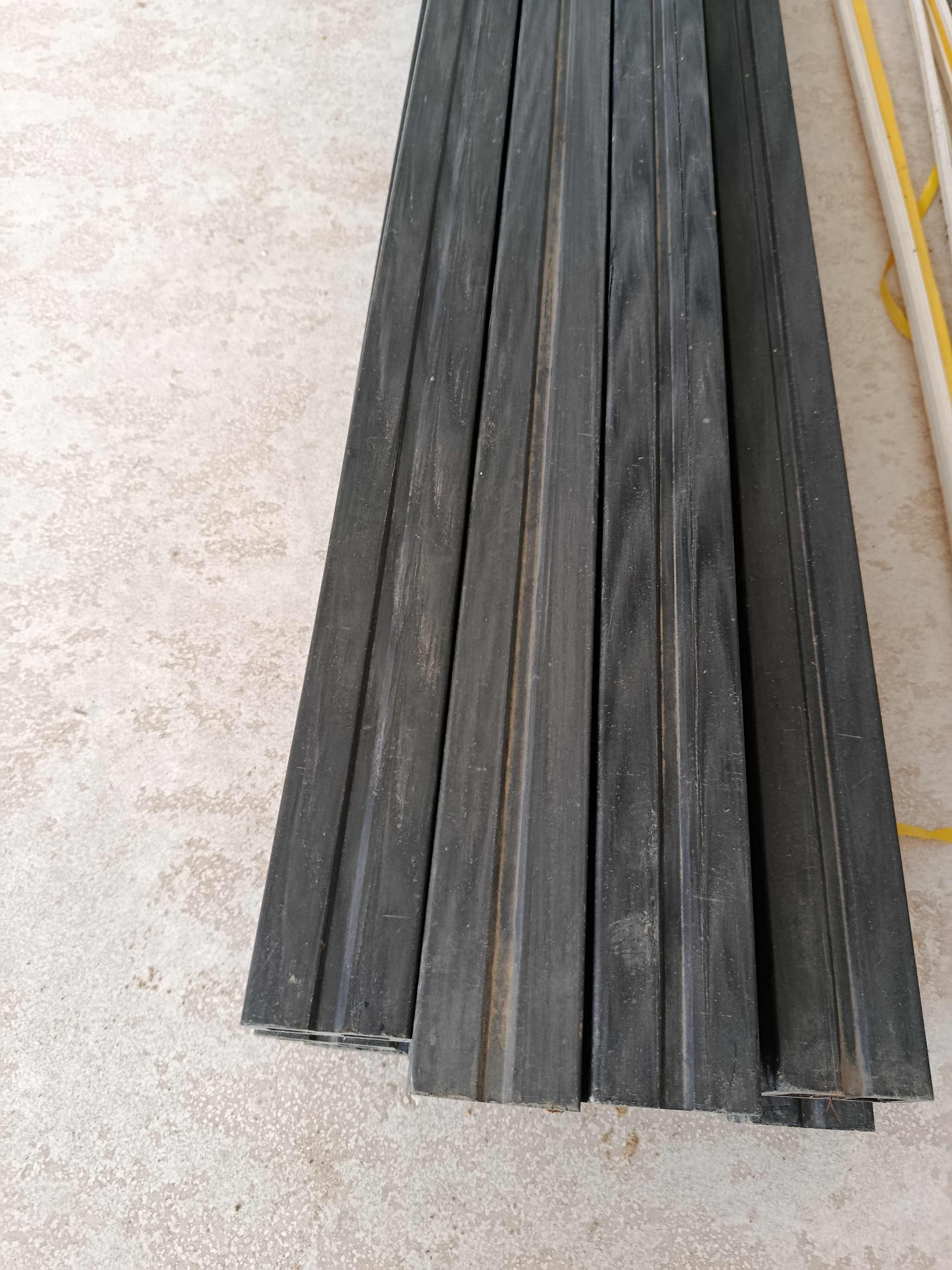 Legar kompozytowy 5cm×3cm× 240 cm dwukomorowy 15 sztuk