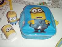 MINIONKI - super zestaw plecak, kubek, lampka, film