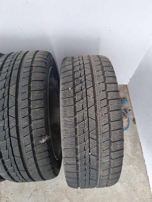 Opony zimowe 225/45/17 felgi 17 5x112