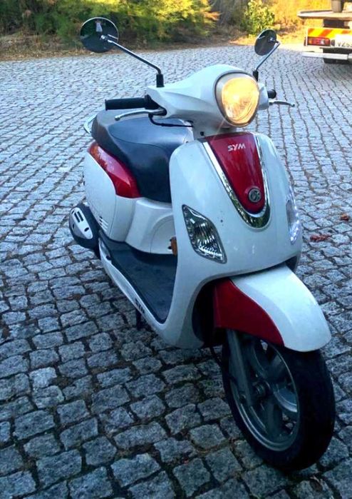 Scooter Sym Fiddle III 125cc – 2017 – Apenas 7.700 km