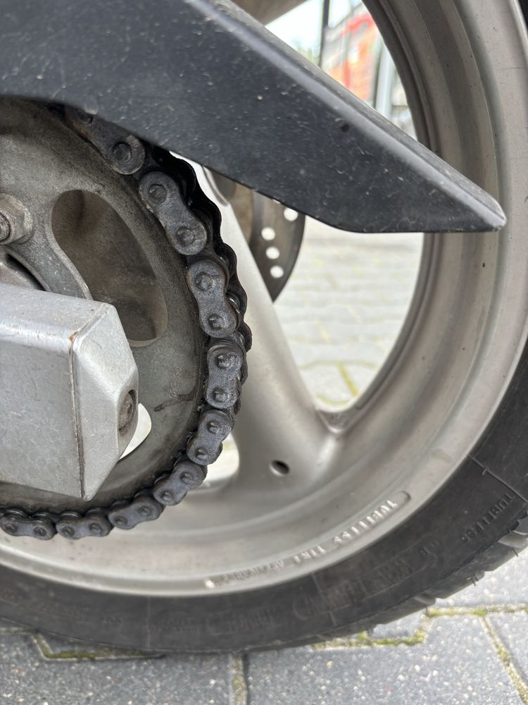 Suzuki rf 600 r nie Honda