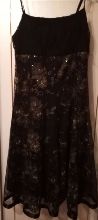 Oryginalna sukienka wieczorowa.42r