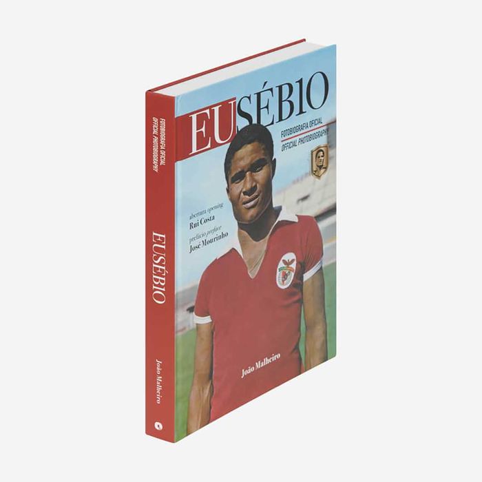 Fotobiografia Oficial de Eusébio [2024]