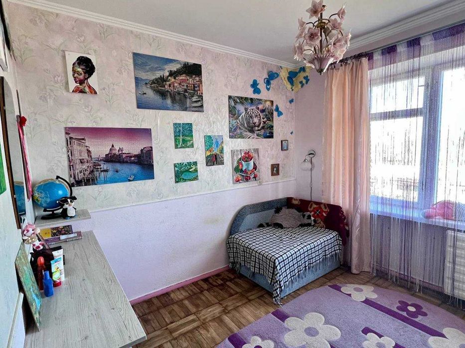 Продам 3-х комнатную квартиру ул. Чумаченка