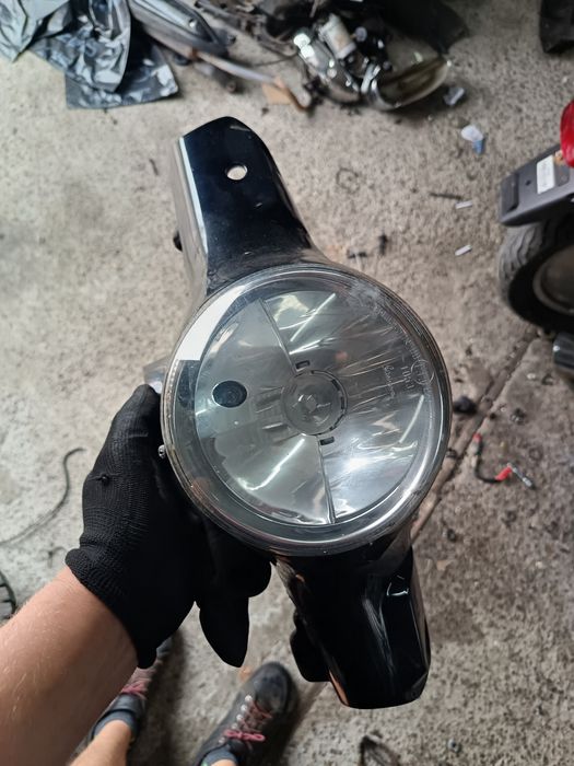 Lampa przód, przednia Piaggio Vespa lx