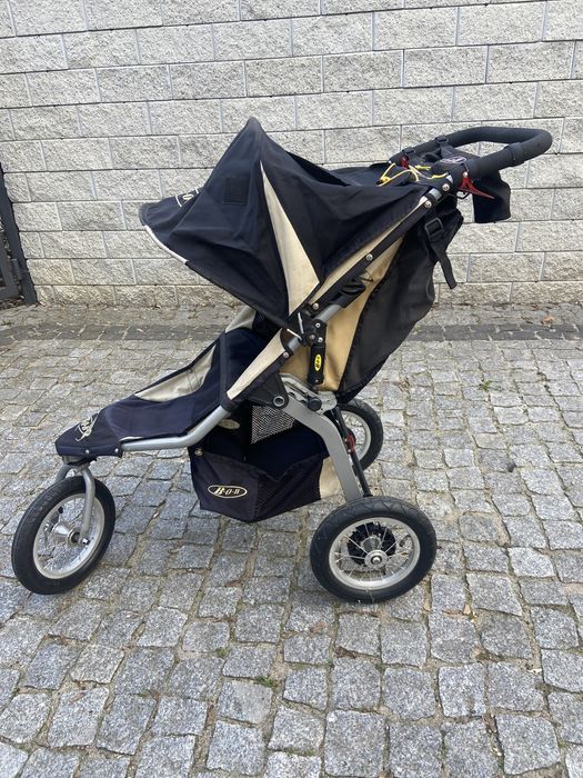 Wózek treningowo biegowy marki BOB Revolution pro