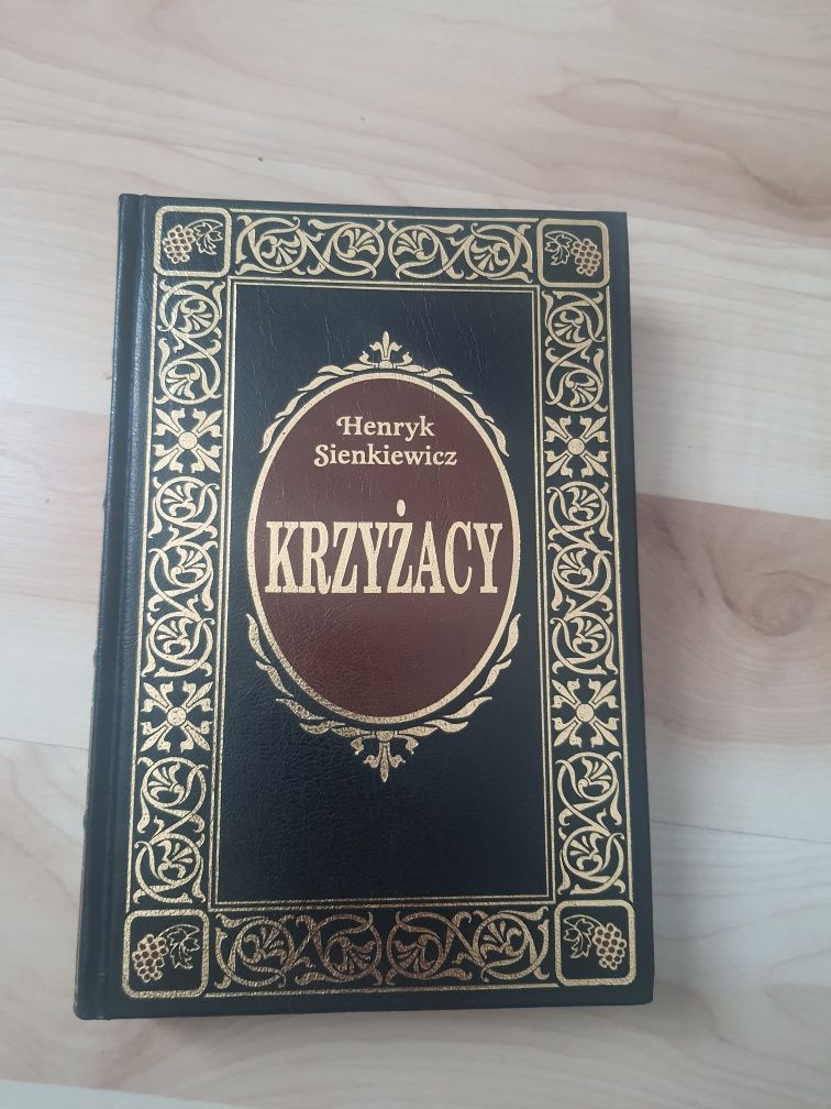 Ksiazka Krzyżacy