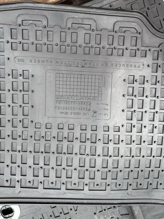 Коврики lexus LX,PZ49K-Q2352-RJ,PZ49K-Q2350-RJ