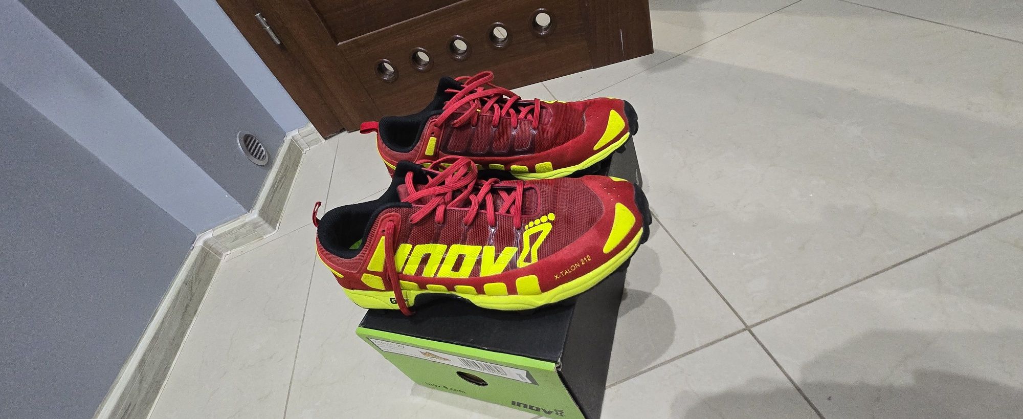 Sprzedam buty Inov-8 model X-talon 212 - 42.5 - NA GWARANCJI do OCR.