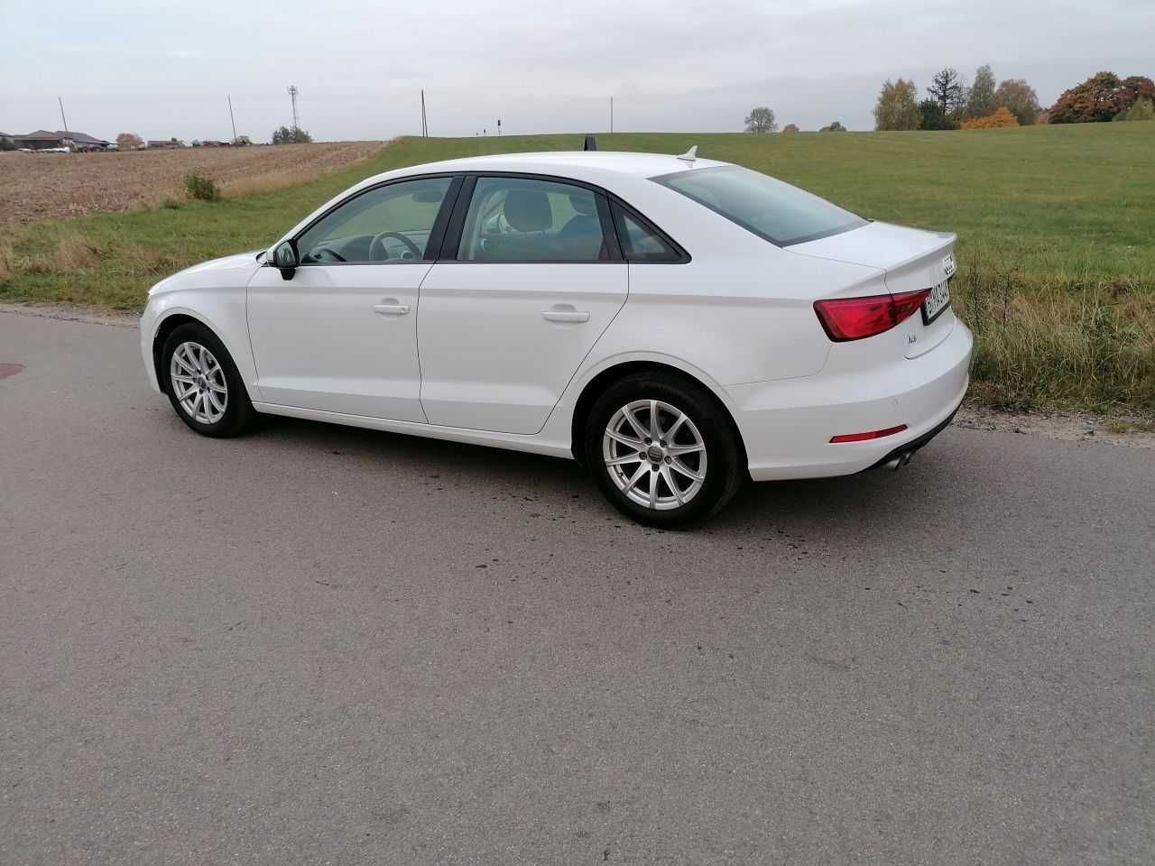 Audi A3 8V 2.0 TDI 150KM Sedan Biała Perła