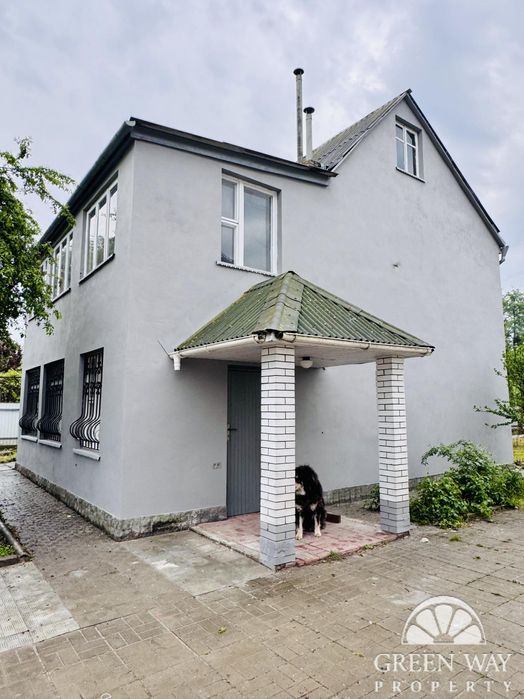 Будинок біля озера| Віта-Литовська, Голосіївський район