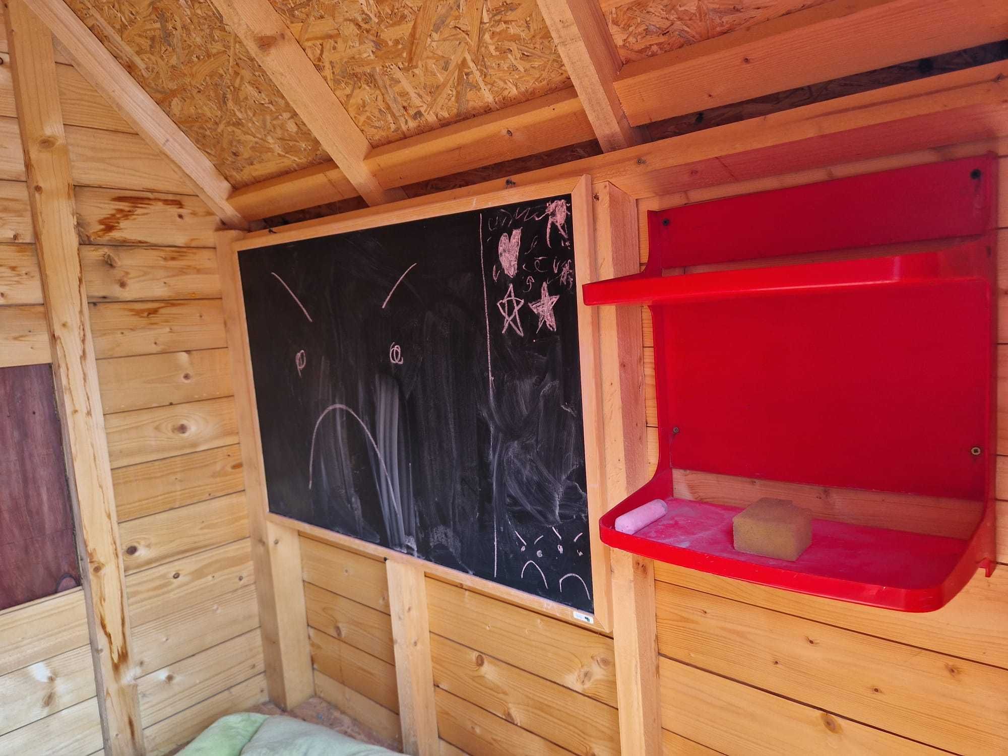 Sprzedam domek dla dzieci + zjeżdżalnia  wys 3m szer 1.24m dł 2.84
