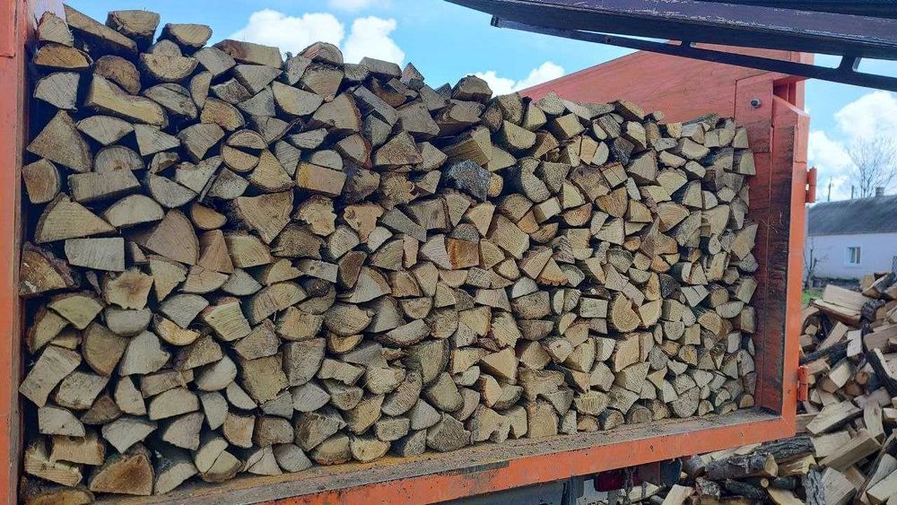 Купите дрова твердых пород у опытного продавца — Одесса и область