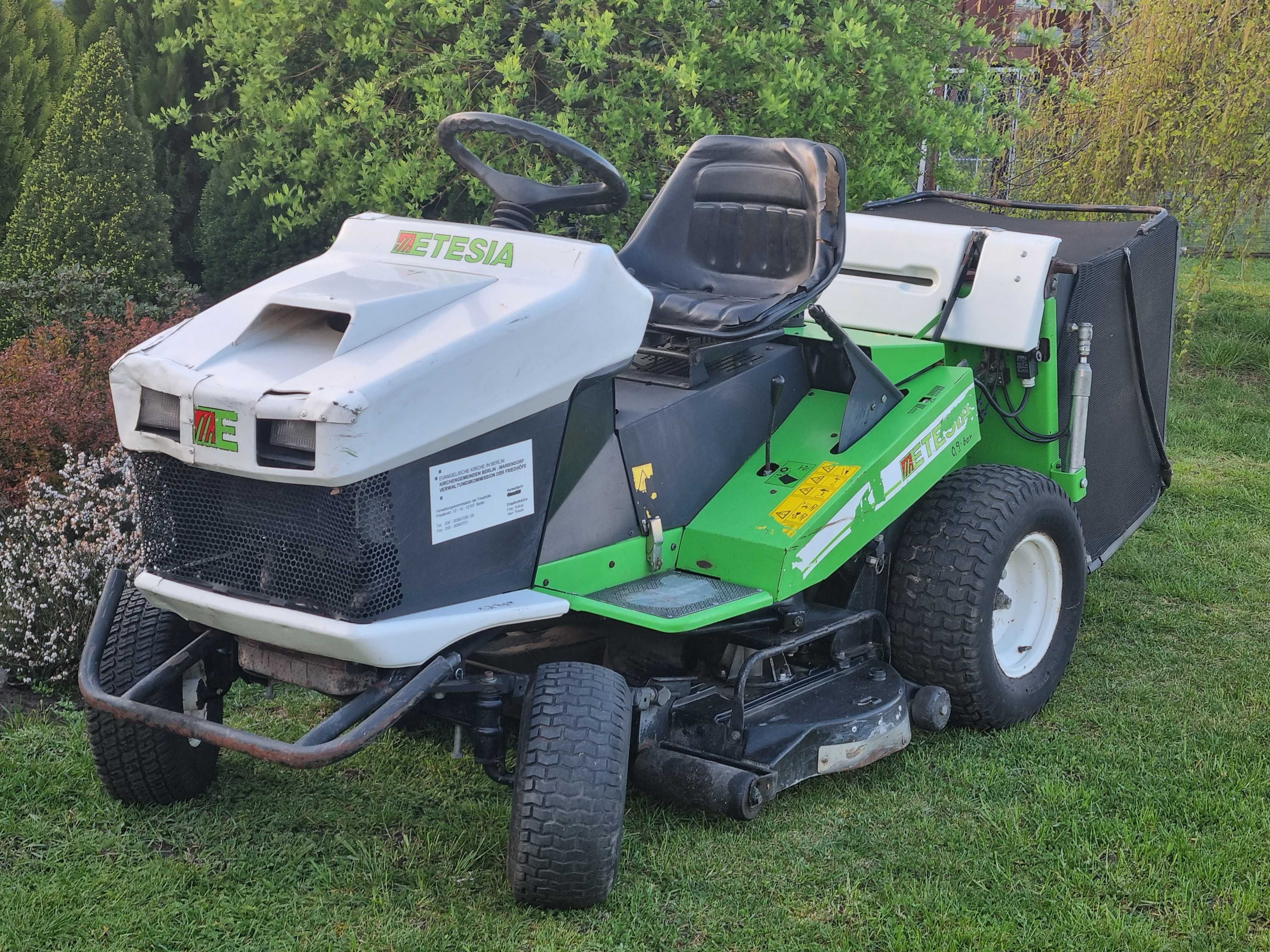 Kosiarka traktorek Etesia Hydro 100