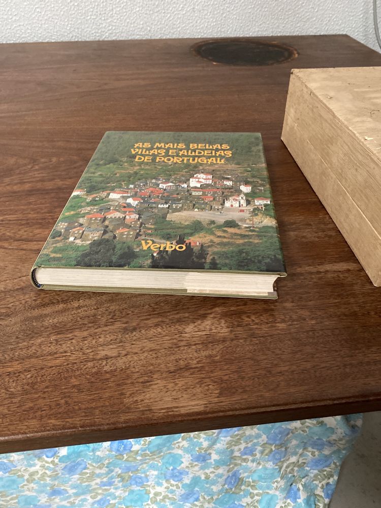 Livro As Mais Belas Vilas e Aldeias de Portugal