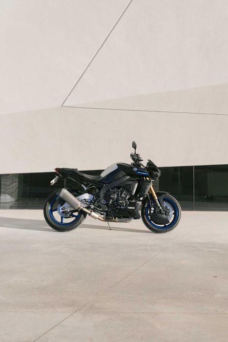 Decat MT-10 Leo Vince