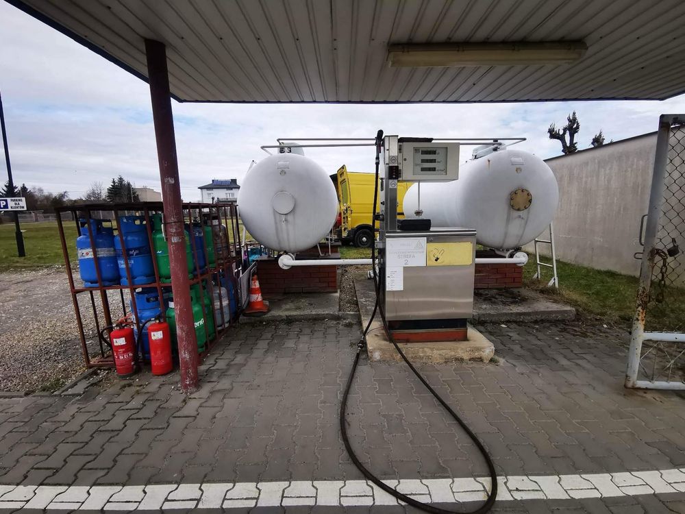 Sprzedam stację paliw, sklep hydrauliczny