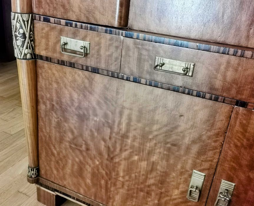Piękny drewniany kredens Art Deco, intarsjowany. ponadstuletni