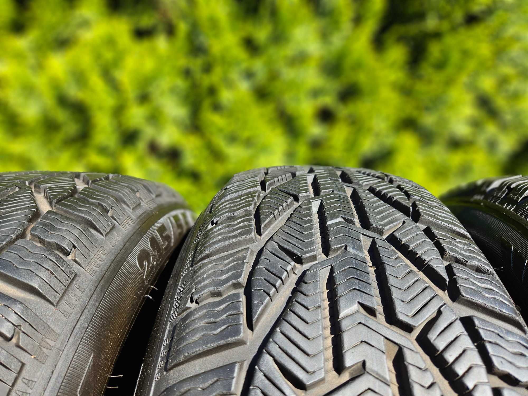 Opony zimowe Kormoran Snow 215/55 R17