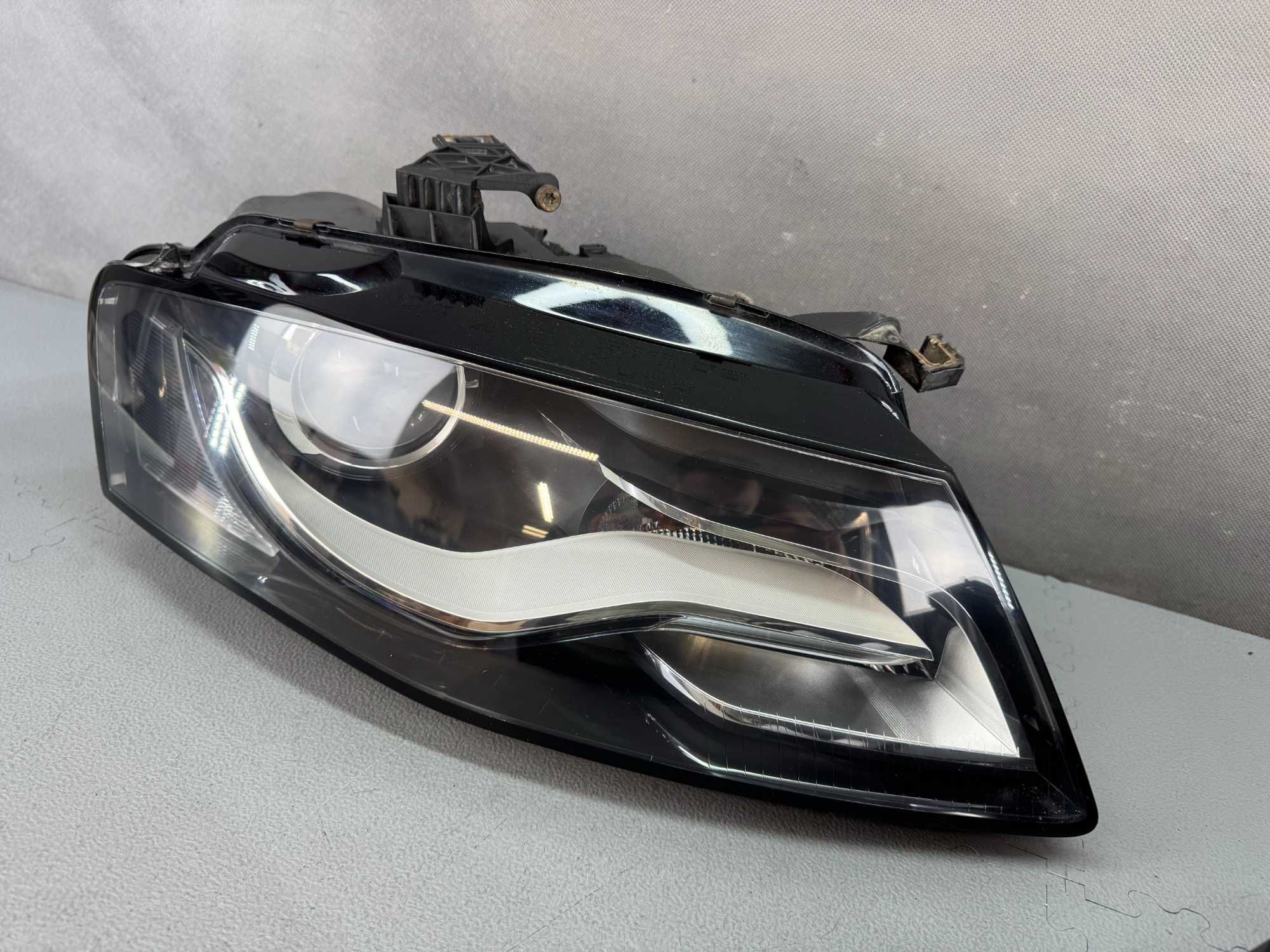 Audi A4 B8 Lampy Przód Przednie Bi-Xenon Komplet Lewa + Prawa EU IGŁA