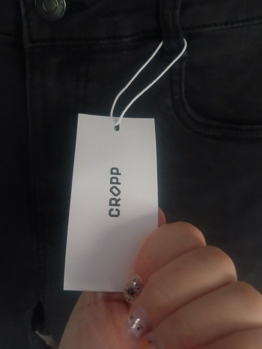 Nowe spodnie jeansy skinny czarne unisex.