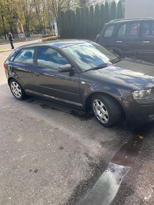 Audi a 3    SLine 2.0 tdi 170 KM