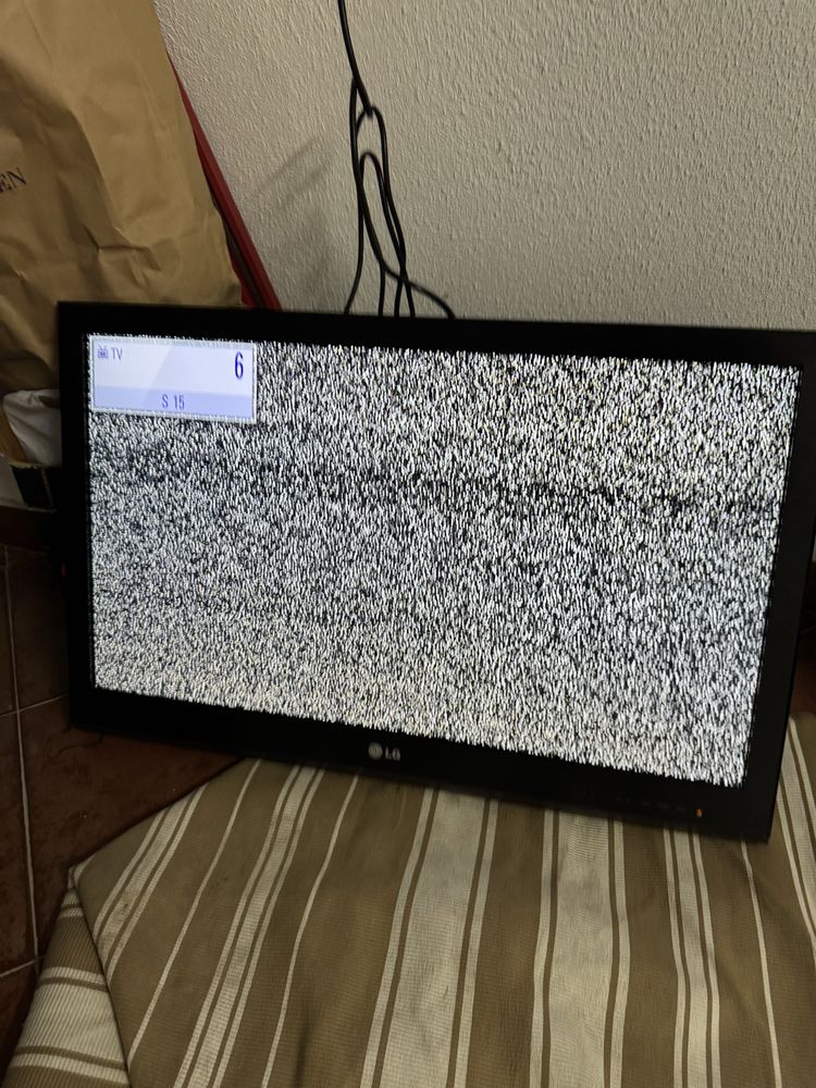 Televisão LG 32 polegadas como nova