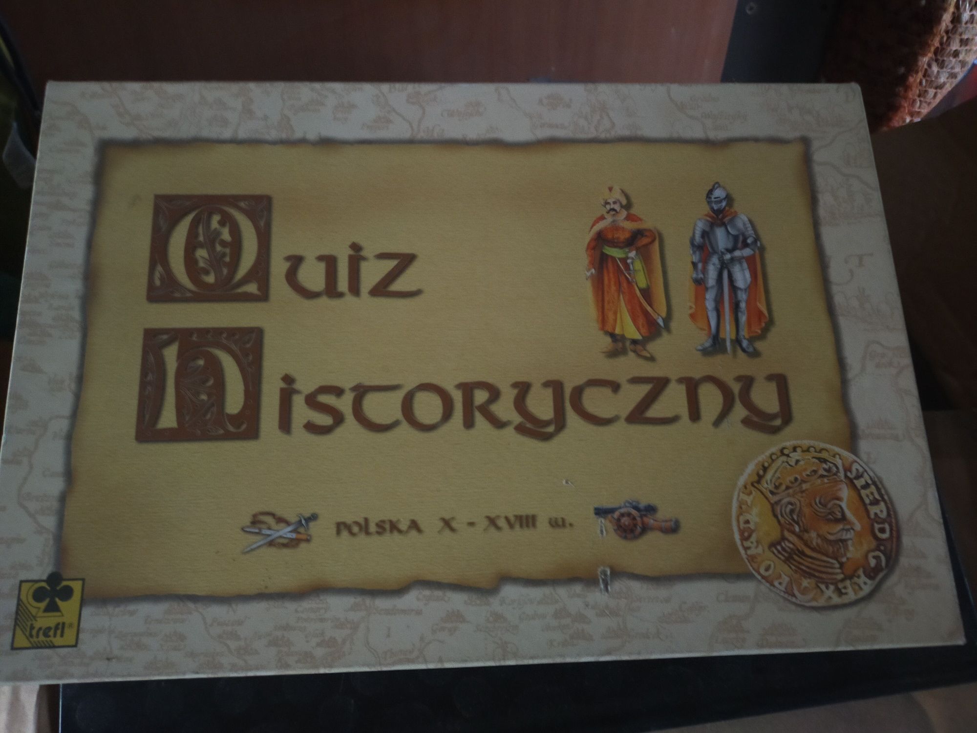 Gra planszowa "Quiz Historyczny w.X-XVIII" w dobrym stanie