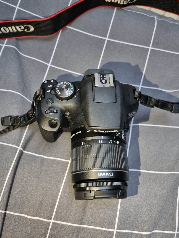 Lustrzanka Canon EOS 2000D
