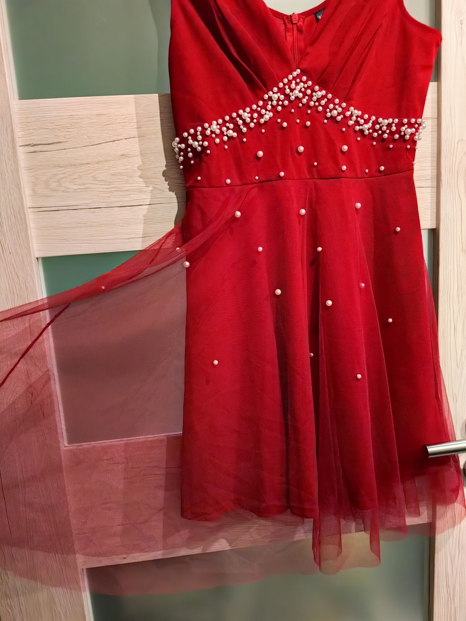 Czerwona sukienka tiul święta walentynki