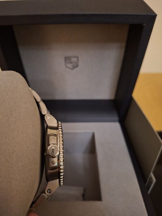 Oris Aquis Date Novo Original