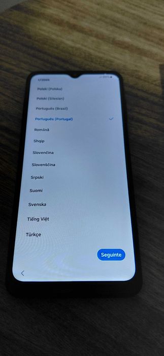 Samsung galaxy A04S na caixa