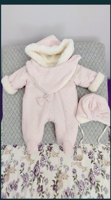 Kombinezon niemowlęcy r.56