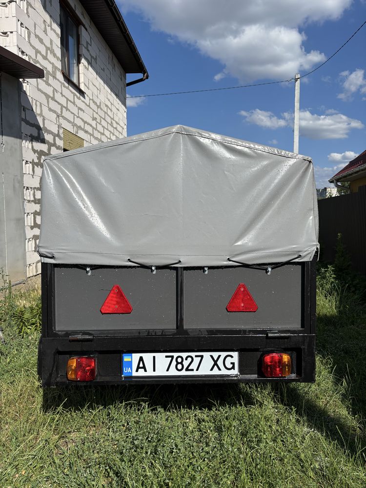 Причіп автомобільний