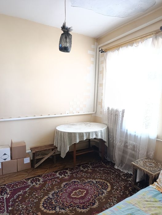 Продаж будинку в Гнівані