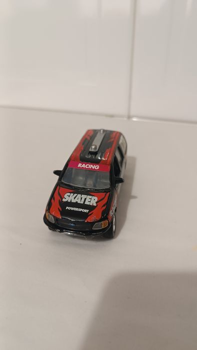 Carro For  Expedition. 12 cm. Realtoy