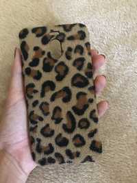 Леопардовый плюшевый чехол на телефон Meizu M6 Note