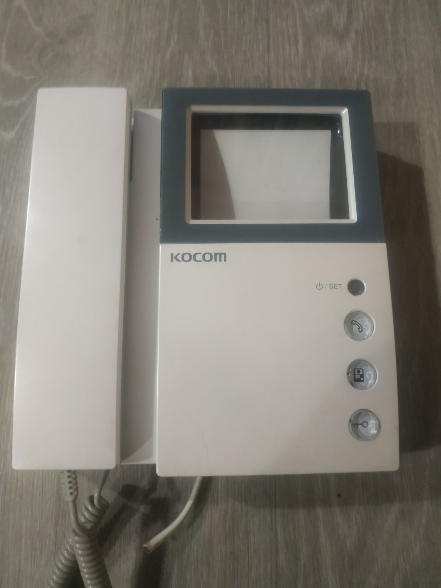 Продам домофон kocom KVM_301