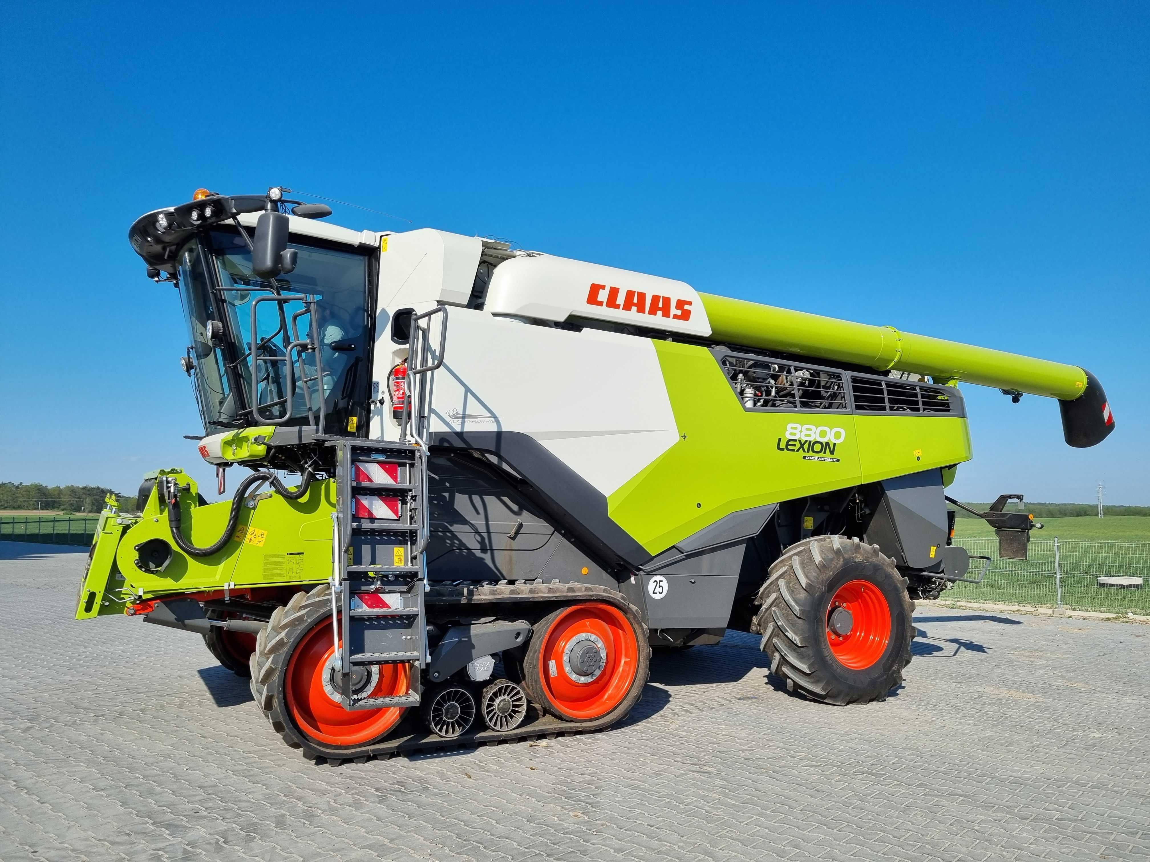 Kombajn zbożowy CLAAS LEXION 8800, CEMOS AUTOMATIC 596mth stan idealny