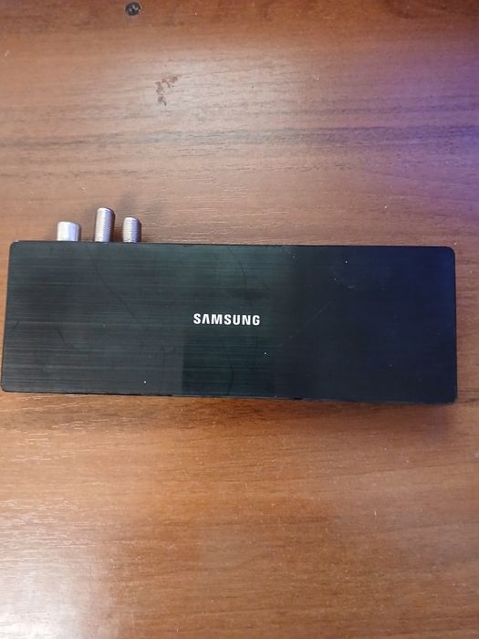 Samsung One Connect Box приставка до телевізора