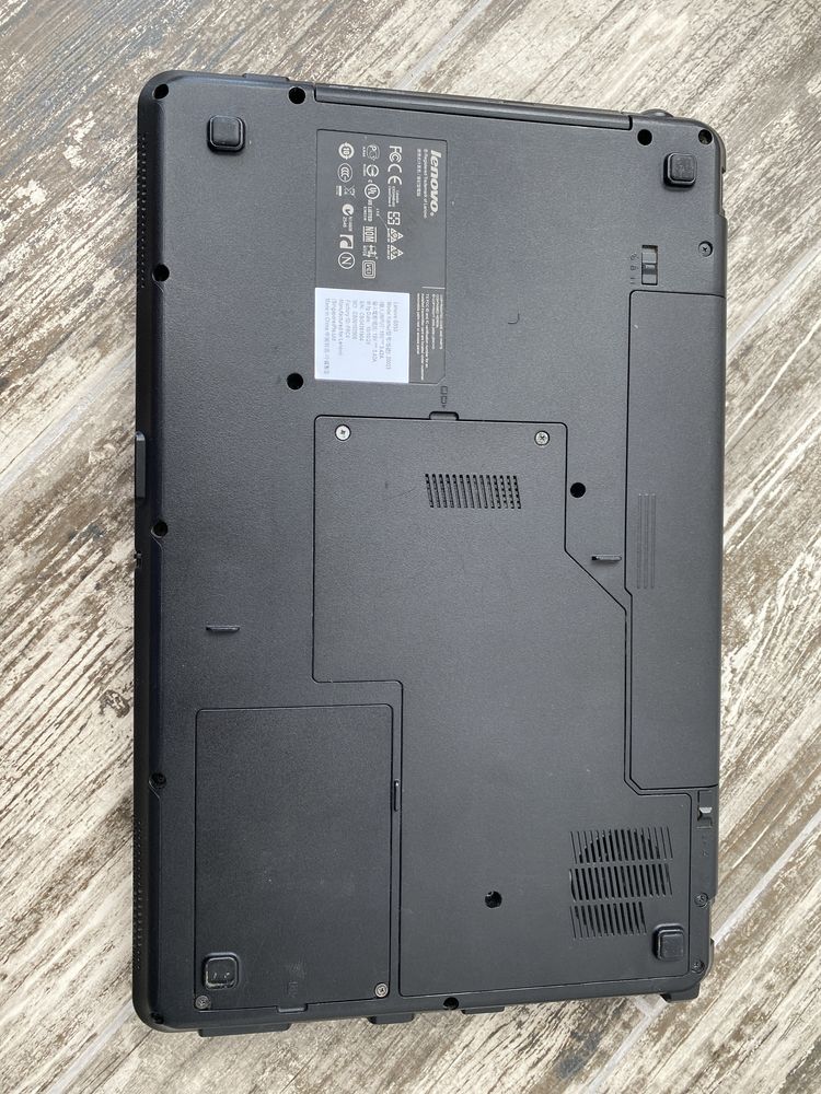 Ноутбук Lenovo G550, 2.3 GHz, 6gb ddr, 250 ssd