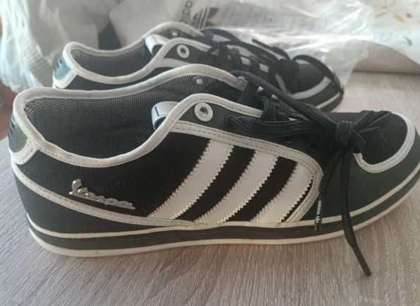 Adidas Edição limitada Vespa