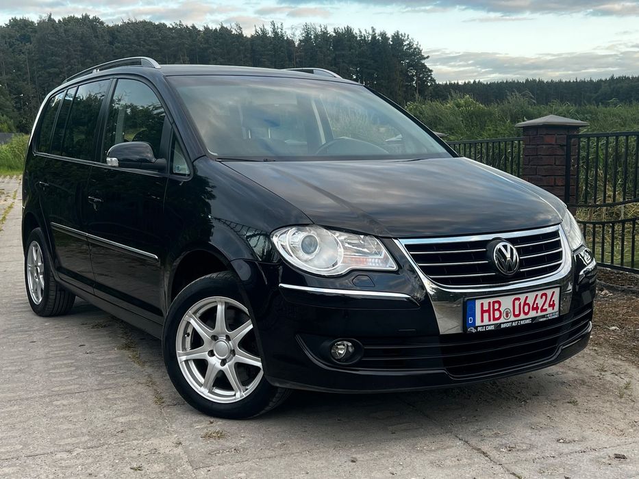 Volkswagen Touran LIFT Automat DSG! 2.0 Diesel! Alufelgi! Chromy! Grzane Fotele! Ładny!
