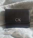Calvin Klein portfel daily medium trifold, czarny